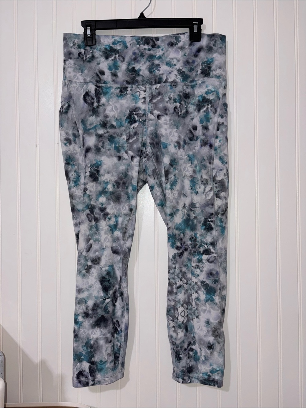 Lululemon Leggings Women's sz 14 Align Pant Multi Kaleidofloral High Rise Pocket